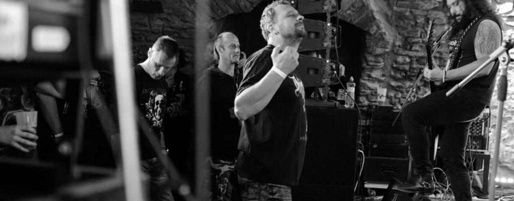 Nekompromisní metal v podání Debustrolu ve Valmezu