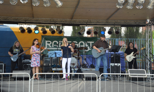 Ve Valmezu zahrají Fojti, promítat se bude válečné drama i animák